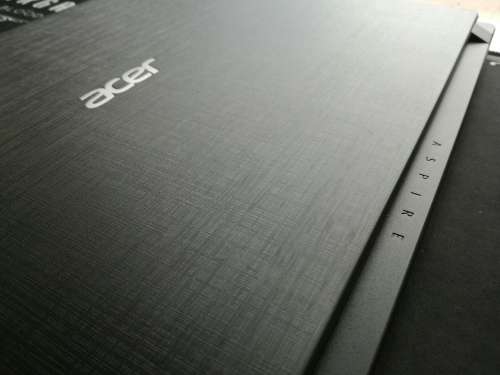 *EXCELLENT*ACER ASPIRE 3 A315*LATEST 6TH GEN CELERON*N3350*500GB HDD*4GB RAM*HD DISPLAY*